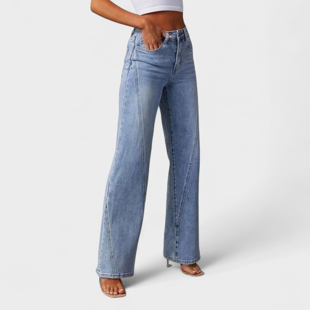 María™ | Jeans a Taglio Flare