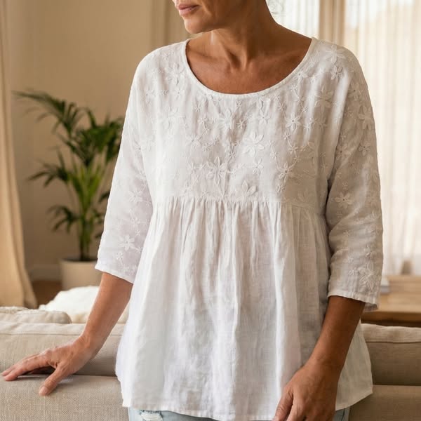 Blusa Patchwork con Fiori Ricamati