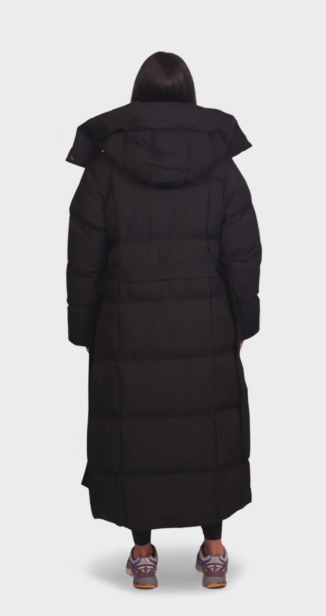 Sofía™ | Cappotto imbottito lungo con cintura