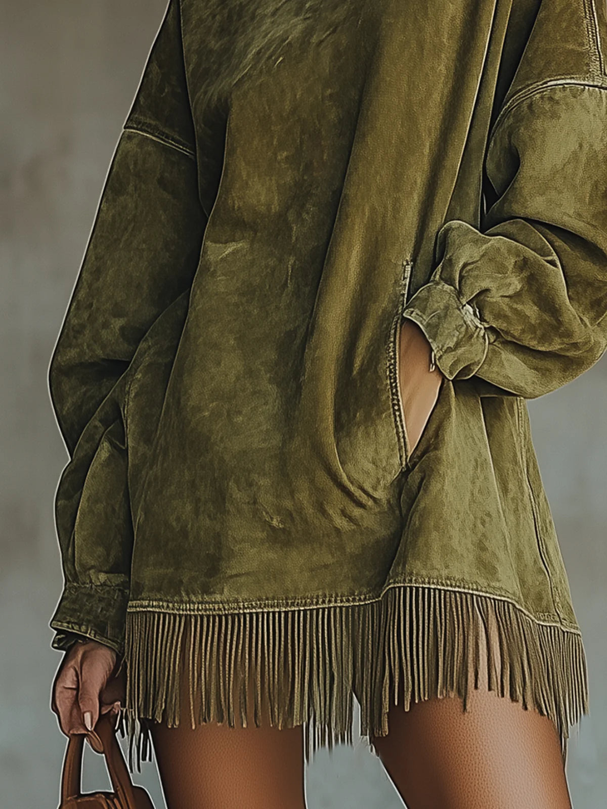 AMALIA | Vestito con collo alto e frange