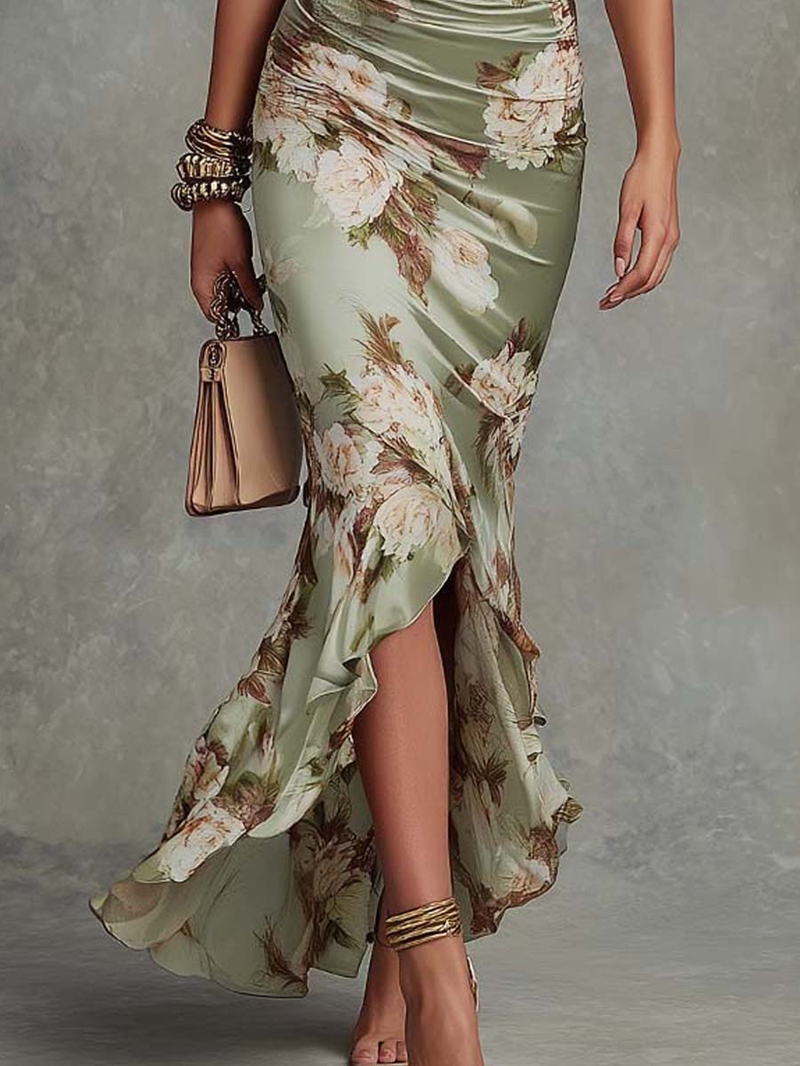 Anna | Abito lungo asimmetrico verde in satin con scollatura a V