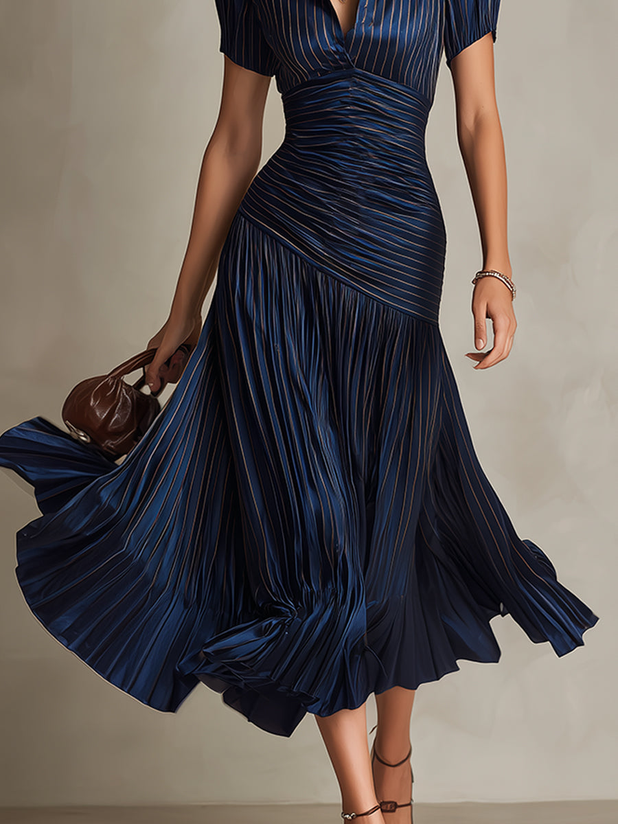 Adriana | Vestito midi satinato a righe retrò