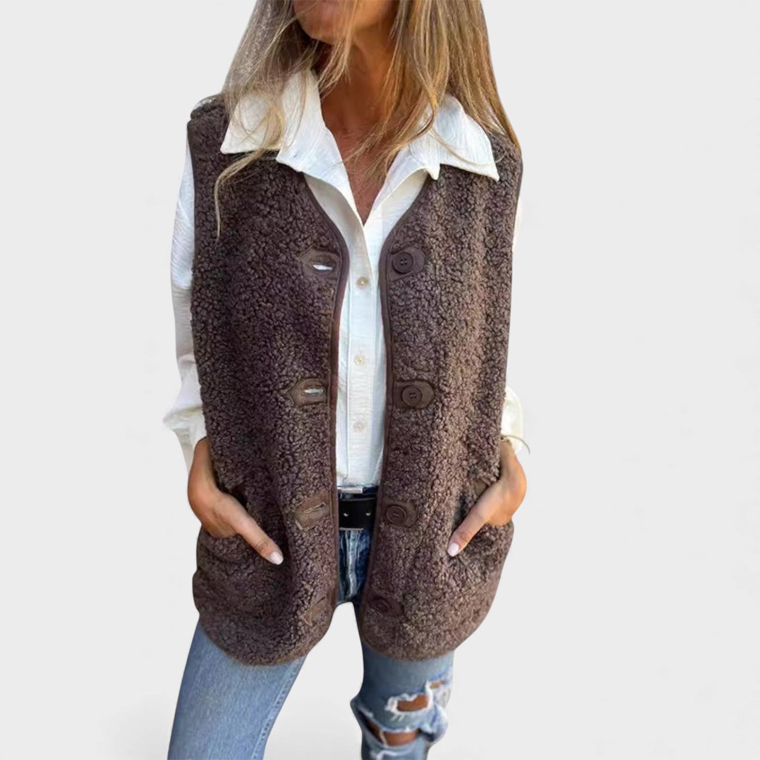 Carmen™ | Gilet corto e accogliente con bottoni